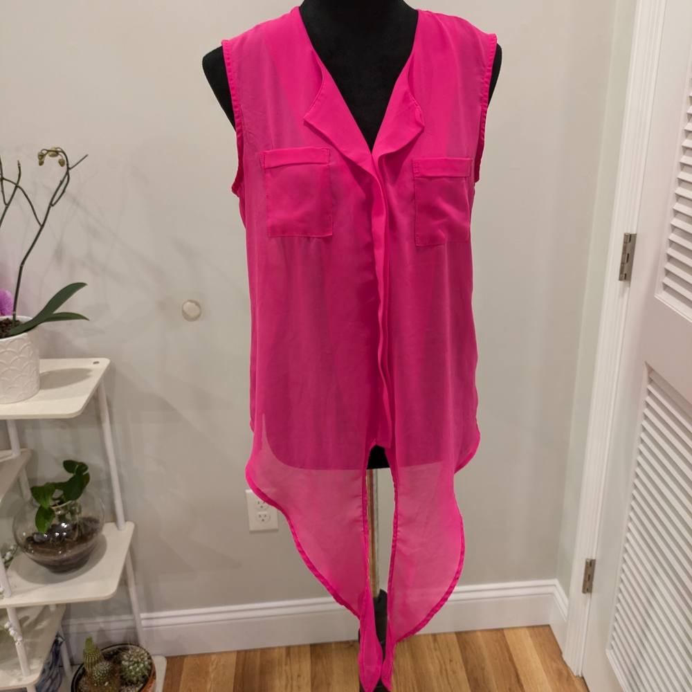 Fun & Flirt Pink Sleeveless Tie Front Blouse Size L Machine Wash
